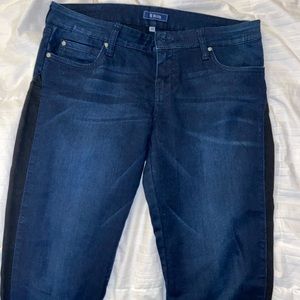 STS Blue Jeans (Black side stripe detail)